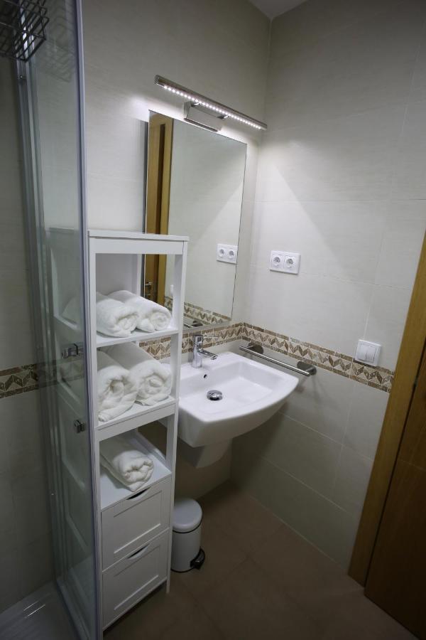 La Confianca Rooms Ripoll Exterior photo