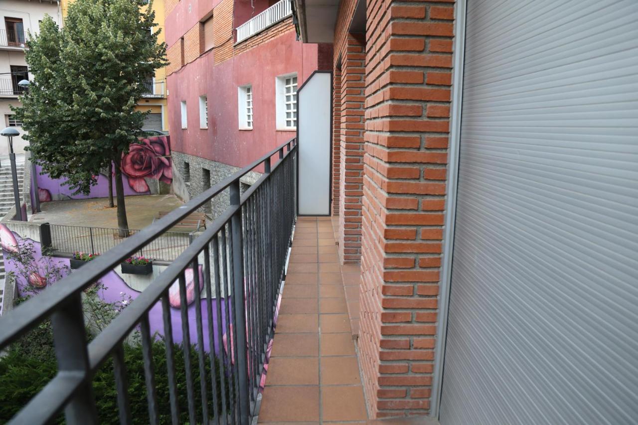 La Confianca Rooms Ripoll Exterior photo